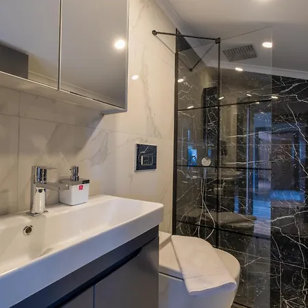 Gezer Luxury Private Pool