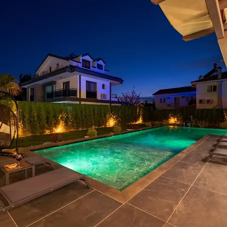 Gezer Luxury Private Pool Вилла *
